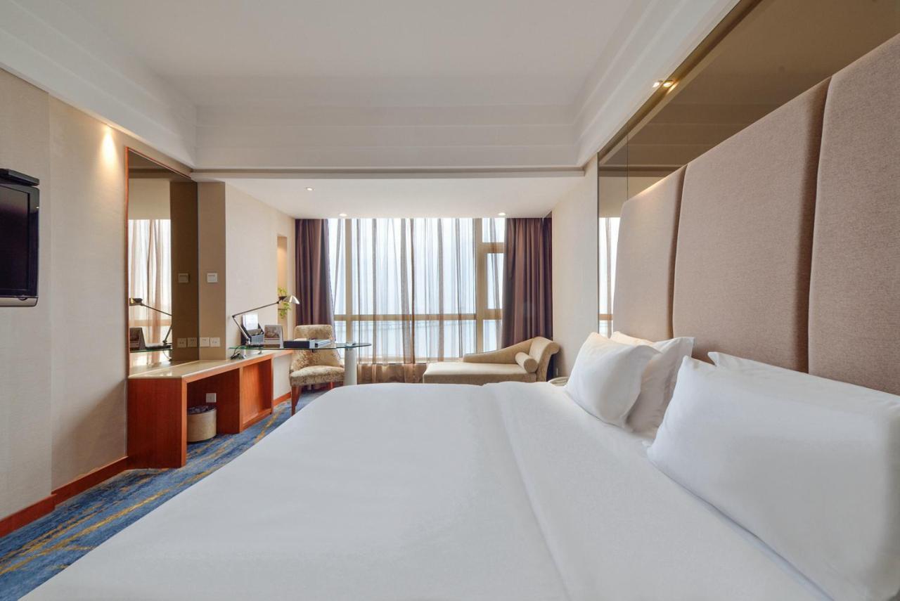 Bayshore Hotel Далянь Экстерьер фото